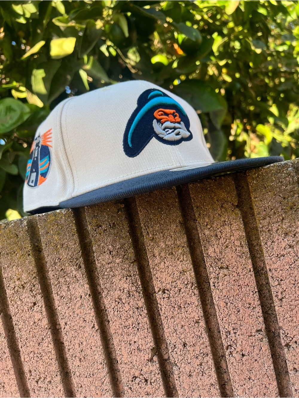 NEW YORK ISLANDERS SNAPBACK HAT